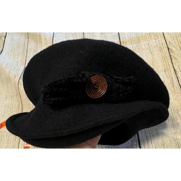 Lisa Shaub Accessories - Vintage Lisa Shaub New York Black Felted Wool Hat Beret Hat Tb12